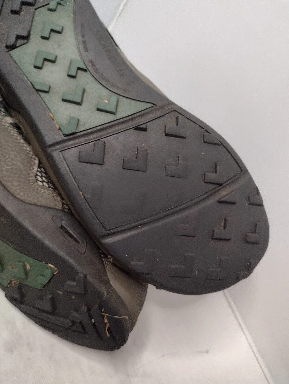 Xero Xcursion Hiking Boots Mens 11  Waterproof Barefoot Zero Drop A1